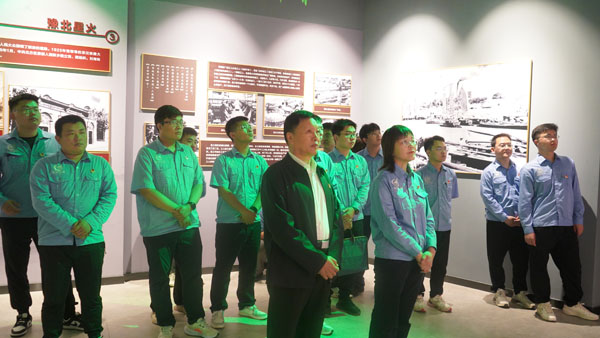 纱厂磨难.jpg 纱厂磨难.jpg